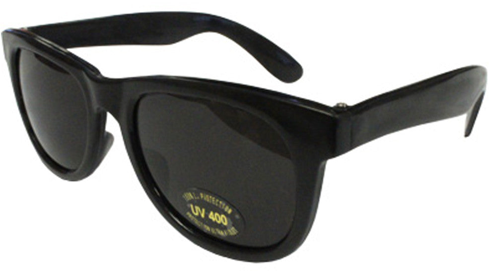 black-wayfarer-sunglasses