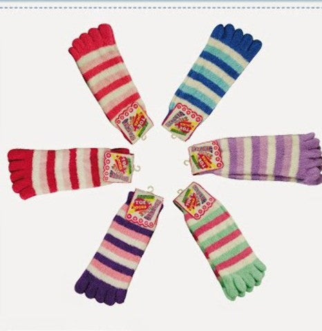 fuzzy-toe-socks