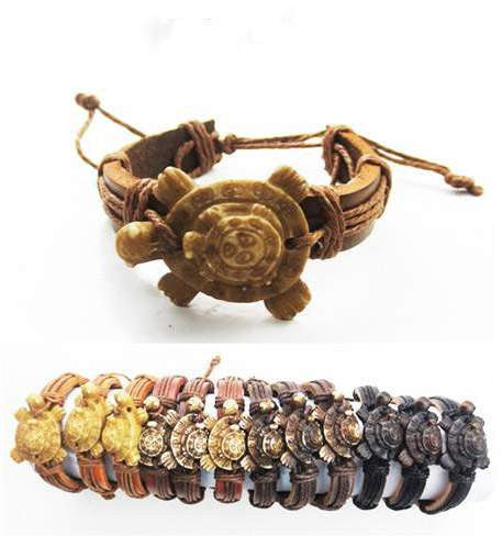 leather-bracelet-with-turtle-design