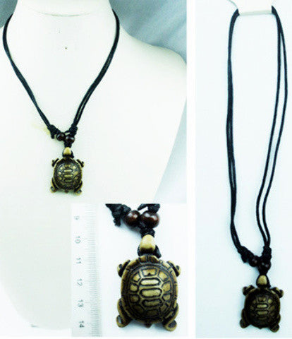 turtle-necklace-natural-color