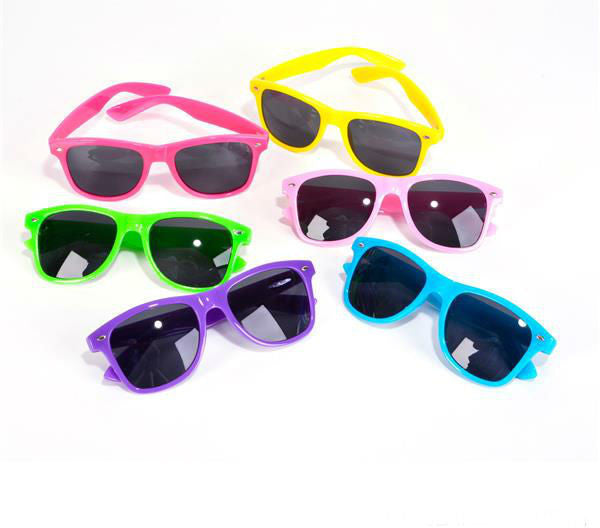 assorted-color-fashion-sunglasses