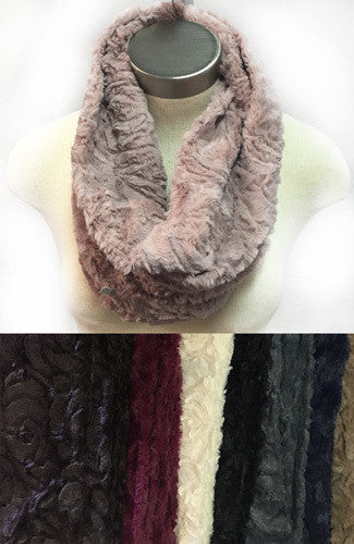 winter-faux-fur-infinity-circle-scarves-w/rose