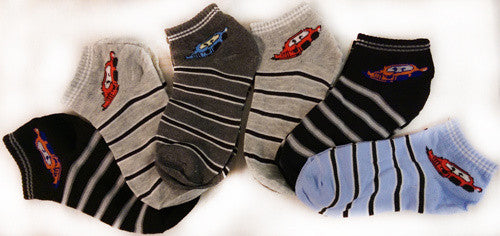 boy's-socks-with-race-cars-in-assorted-colors
