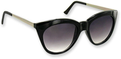 sunglasses-poised-pose