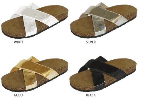 ladies-footbed-sandal-with-metallic-patent-upper